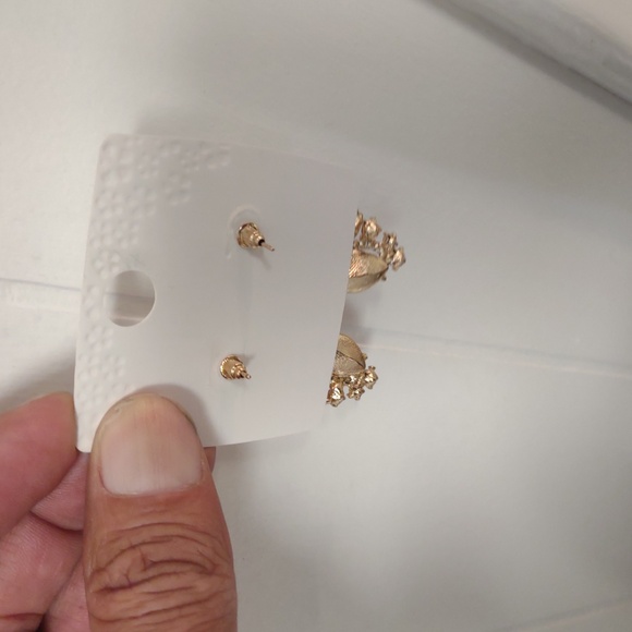 Mint Vibrant Red, Rhinestone and Gold Stud  Earrings - Picture 2 of 2